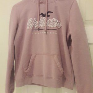 hollister Hoodie get *Free scrunchie Or socks*